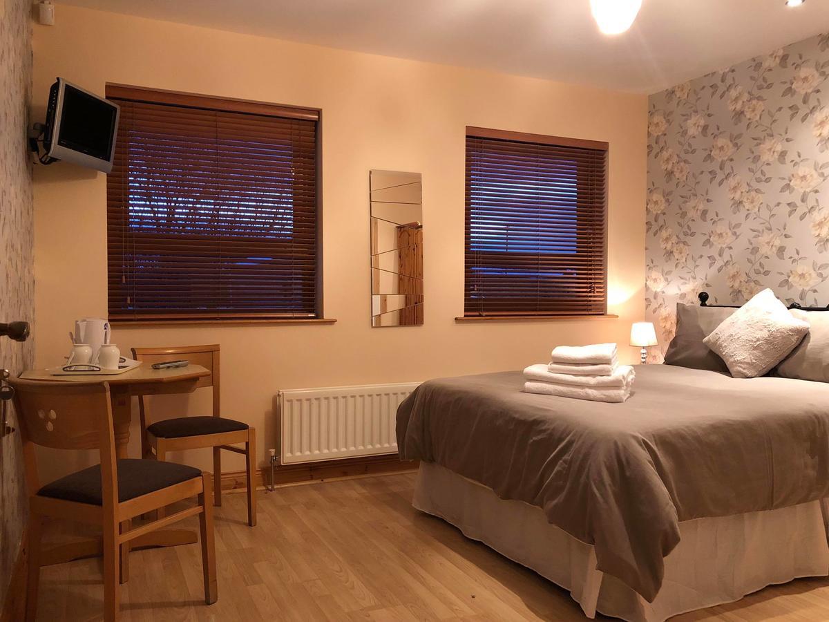 Rockhill Hospitality Bed & Breakfast โคลเรน ภายนอก รูปภาพ